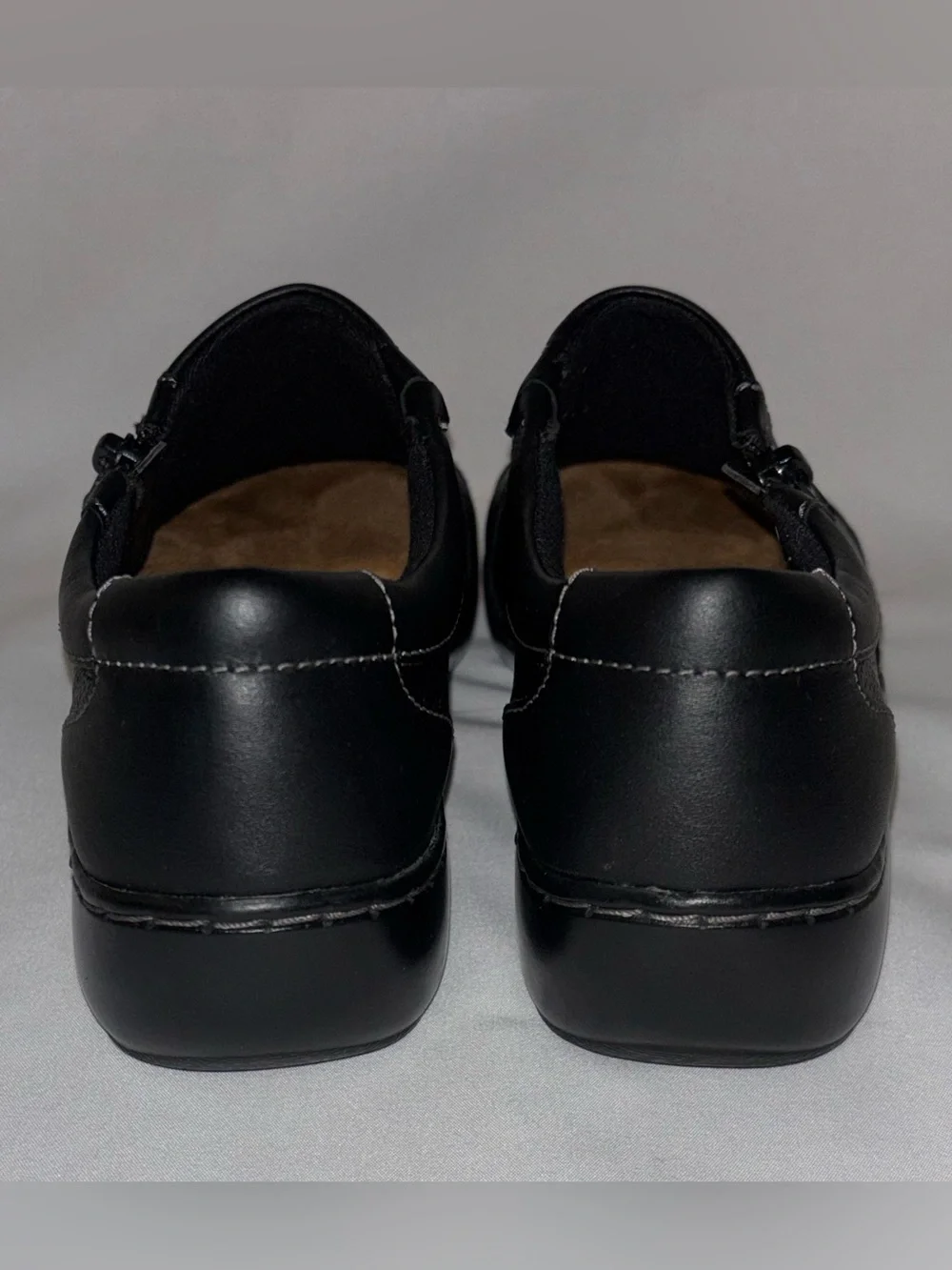 Clarks Women's Cora Giny Black Leather Loafers Size 7 New